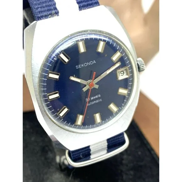 Sekonda Men's Watch Vintage USSR Automatic Blue Dial Date Nylon Strap 36mm